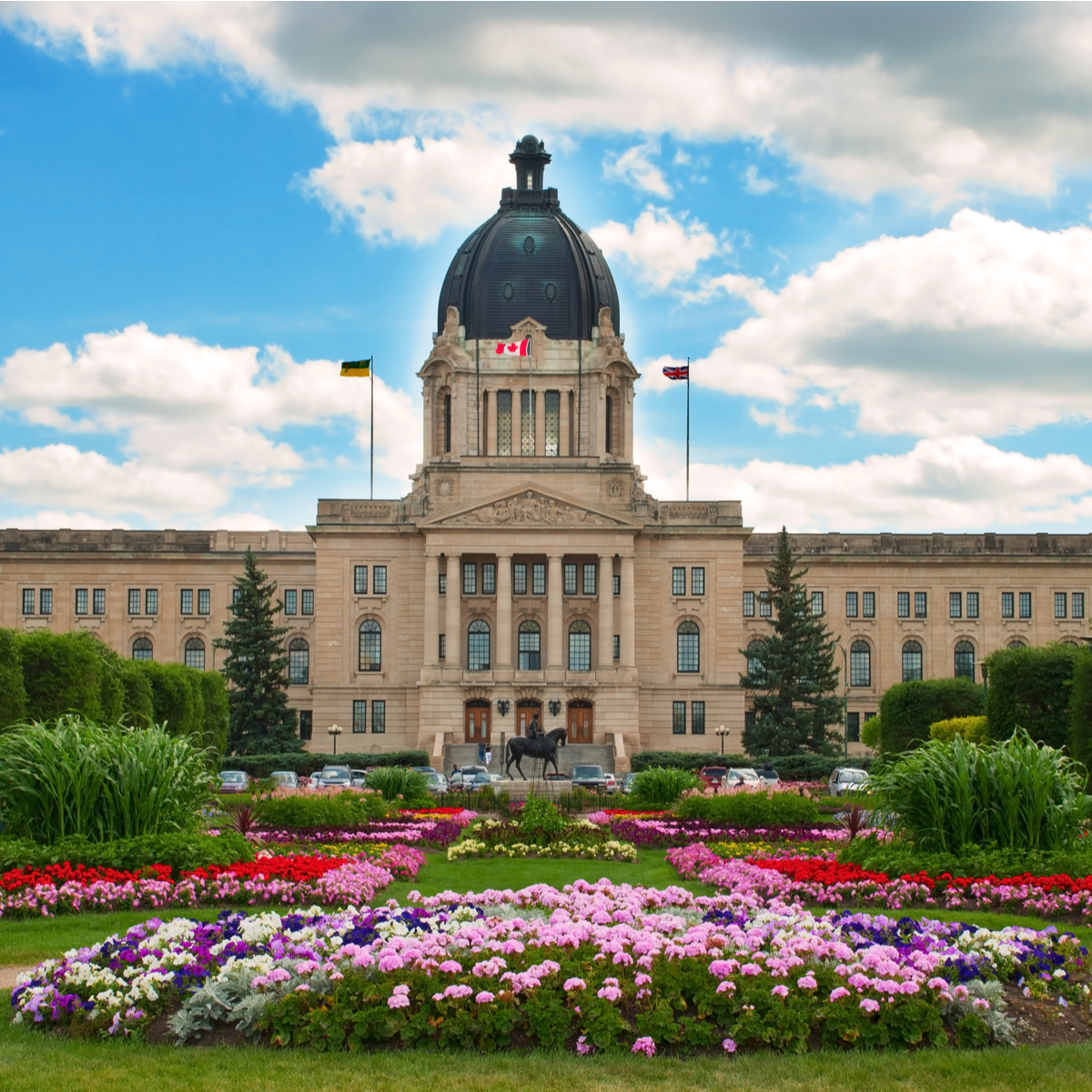 Buy Weed Online in Regina Saskatchewan Legislative Building