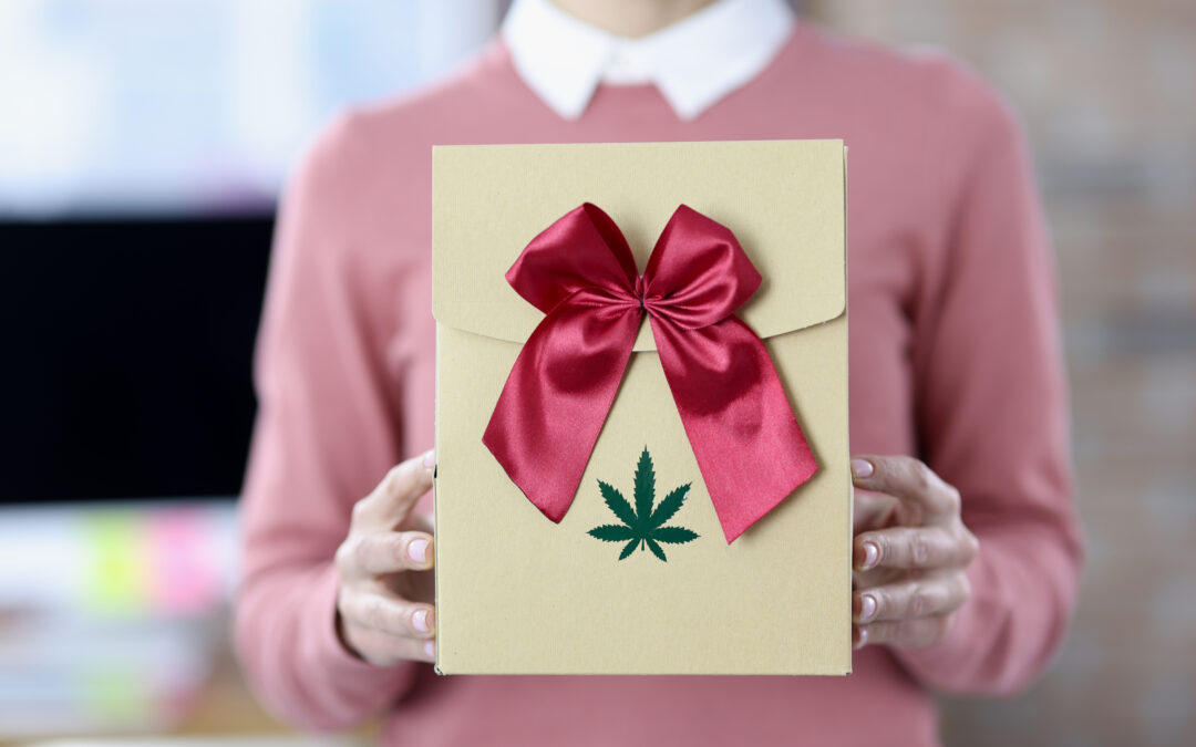 8 Best Stoner Gifts for The Holidays